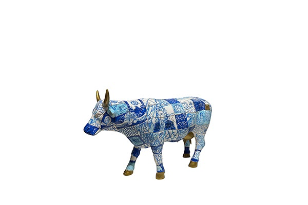 Handgeschilderde koeienbeeld